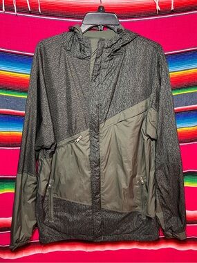 Vintage Stussy Japan Windbreaker Jacket Camo Green Size Large